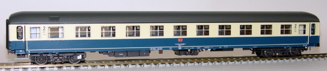 Passenger car type Bocm 246 2nd class<br /><a href='images/pictures/LS_Models/46078.jpg' target='_blank'>Full size image</a>